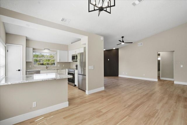 1723 ELK SPRING DRIVE, Brandon, FL 33511