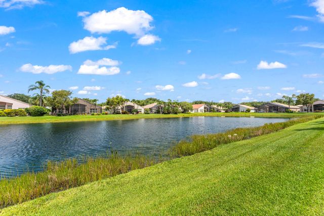 13215 Alhambra Lake Circle, Delray Beach, FL 33446