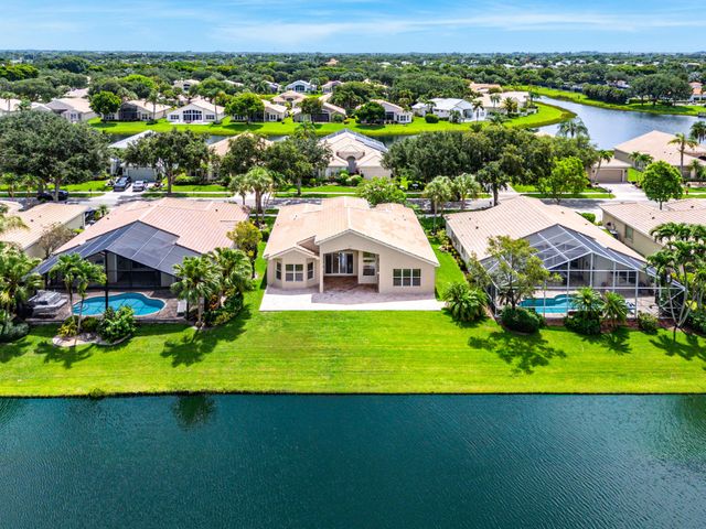 13215 Alhambra Lake Circle, Delray Beach, FL 33446