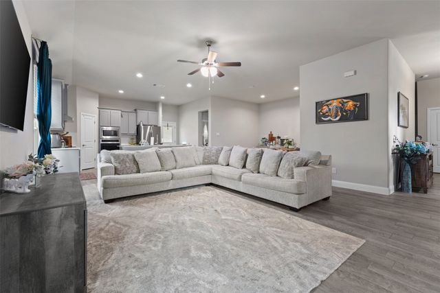 1029 Greencove Drive, Midlothian, TX 76065