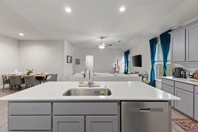 1029 Greencove Drive, Midlothian, TX 76065