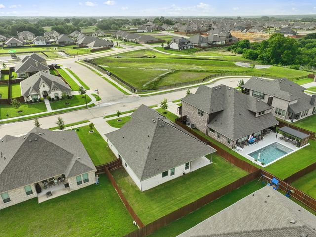 1029 Greencove Drive, Midlothian, TX 76065