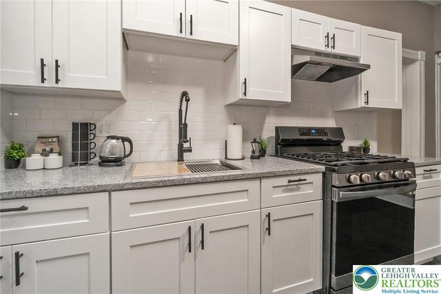 1307 Washington Street, Easton, PA 18042