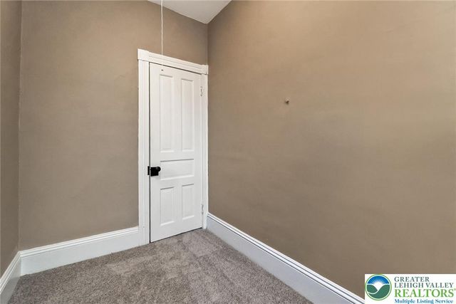 1307 Washington Street, Easton, PA 18042
