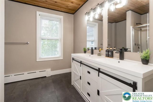 1307 Washington Street, Easton, PA 18042