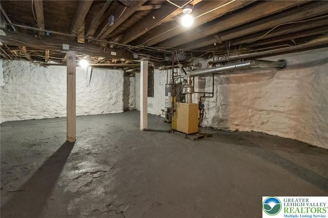 1307 Washington Street, Easton, PA 18042