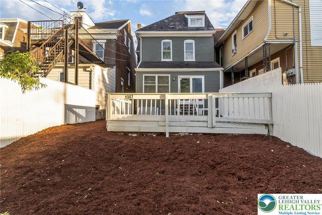 1307 Washington Street, Easton, PA 18042