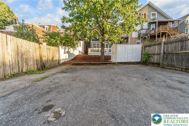 1307 Washington Street, Easton, PA 18042