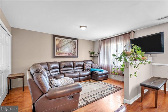 106 VILLINGER AVE, Cinnaminson, NJ 08077