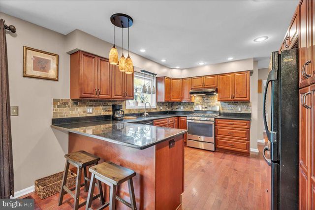 106 VILLINGER AVE, Cinnaminson, NJ 08077