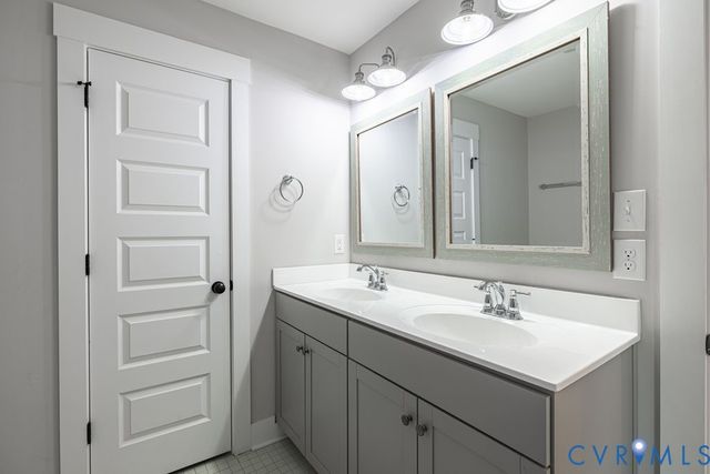 7563 Madison Estates Dr, Mechanicsville, VA 23111