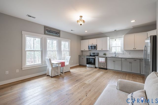 7563 Madison Estates Dr, Mechanicsville, VA 23111