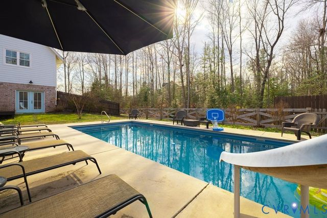 7563 Madison Estates Dr, Mechanicsville, VA 23111