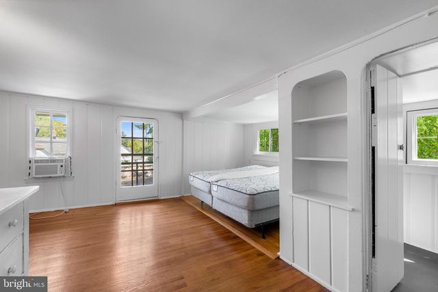 1903 OLD COURT RD, Baltimore, MD 21204