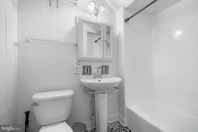 1903 OLD COURT RD, Baltimore, MD 21204