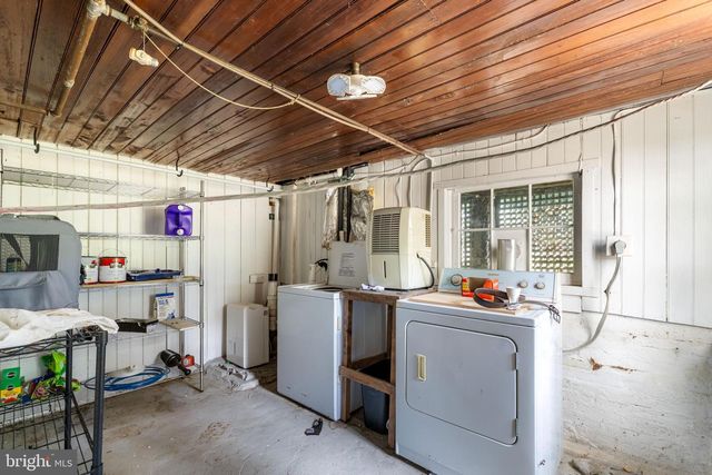 1903 OLD COURT RD, Baltimore, MD 21204