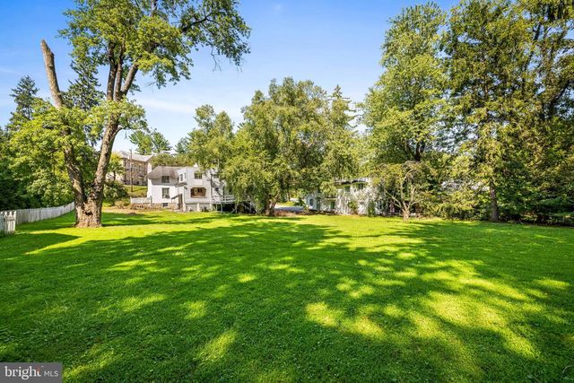 1903 OLD COURT RD, Baltimore, MD 21204