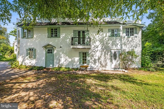 1903 OLD COURT RD, Baltimore, MD 21204