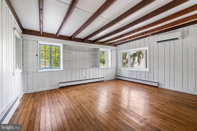 1903 OLD COURT RD, Baltimore, MD 21204
