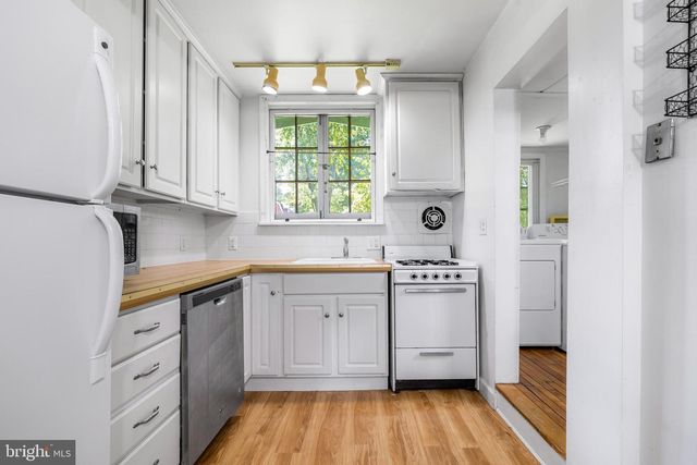 1903 OLD COURT RD, Baltimore, MD 21204