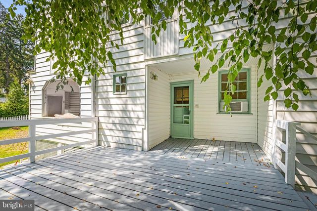 1903 OLD COURT RD, Baltimore, MD 21204