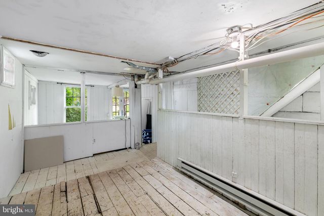 1903 OLD COURT RD, Baltimore, MD 21204