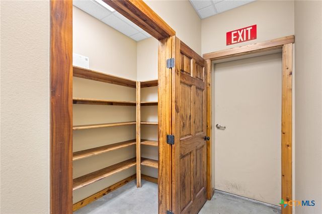409 Enterprise Drive, Victoria, TX 77905
