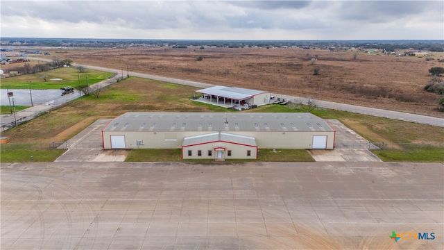 409 Enterprise Drive, Victoria, TX 77905