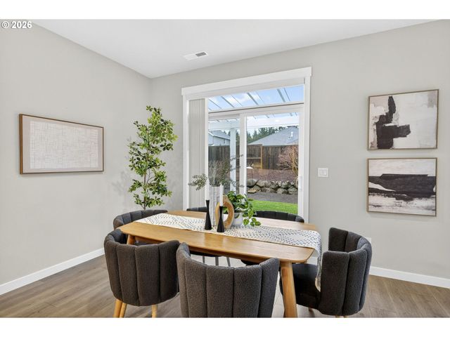 16332 EARHART Ave, Oregon City, OR 97045