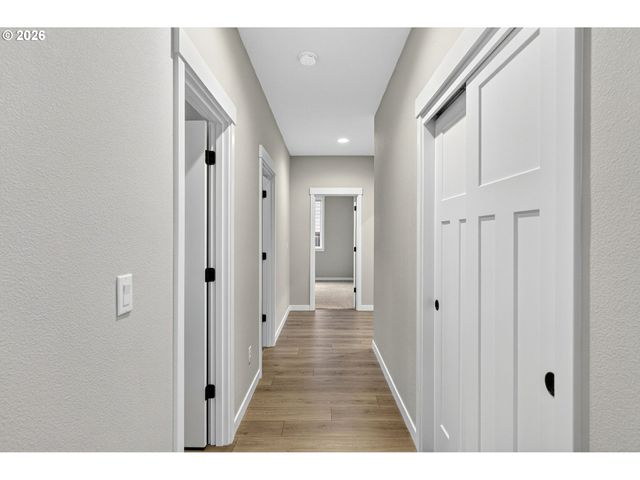 16332 EARHART Ave, Oregon City, OR 97045