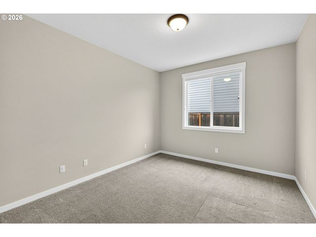 16332 EARHART Ave, Oregon City, OR 97045