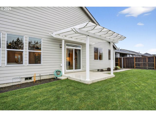 16332 EARHART Ave, Oregon City, OR 97045