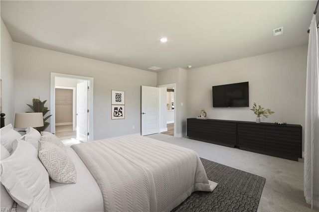 1430 Wharf Hill DR, Smithfield, VA 23430