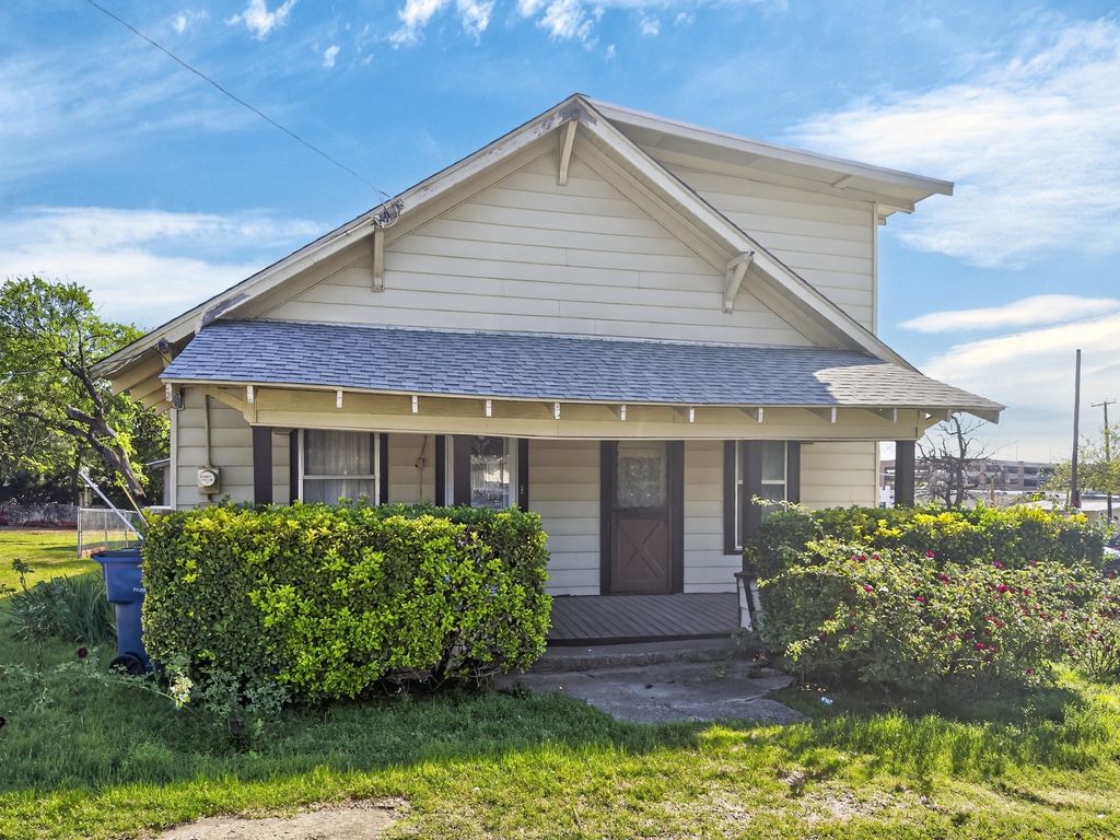 7011 Oak Street, Frisco, TX 75033