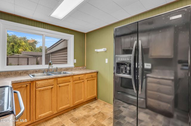 6201 Carolina Beach Road, Wilmington, NC 28412