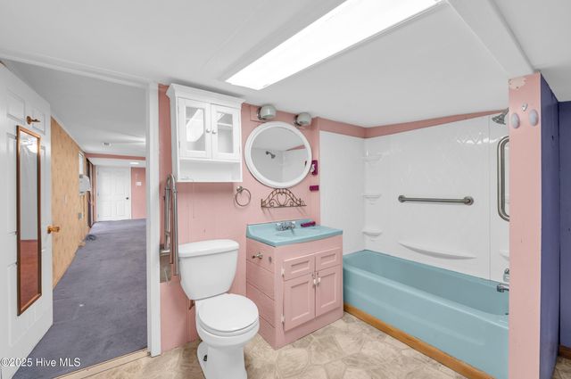 6201 Carolina Beach Road, Wilmington, NC 28412