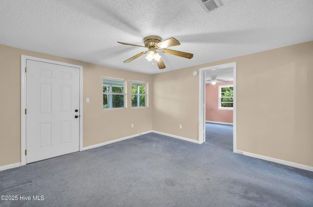 6201 Carolina Beach Road, Wilmington, NC 28412