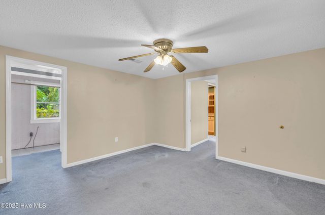 6201 Carolina Beach Road, Wilmington, NC 28412