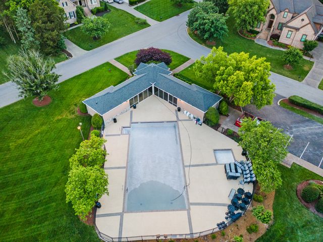 2425 Deerbourne Dr, Brentwood, TN 37027