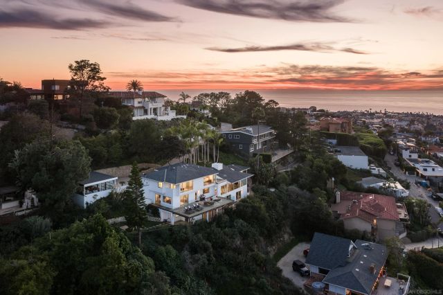 1642 Valdes Dr., La Jolla, CA 92037