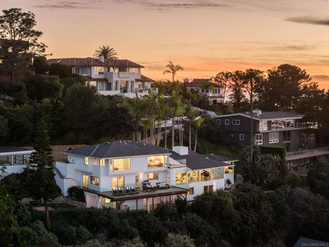 1642 Valdes Dr., La Jolla, CA 92037