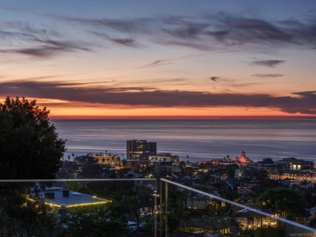 1642 Valdes Dr., La Jolla, CA 92037