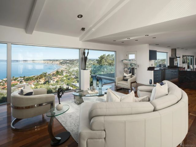 1642 Valdes Dr., La Jolla, CA 92037