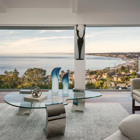 1642 Valdes Dr., La Jolla, CA 92037