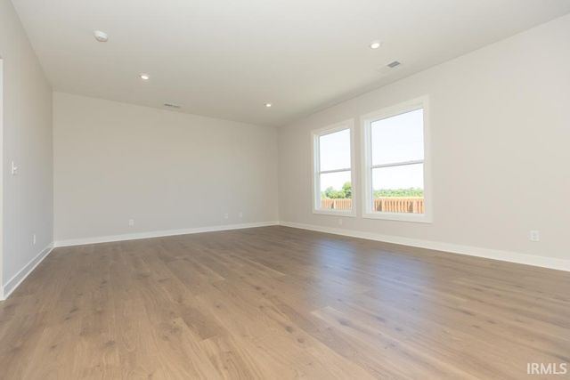 4914 Alaina Drive, Newburgh, IN 47630