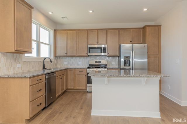 4914 Alaina Drive, Newburgh, IN 47630