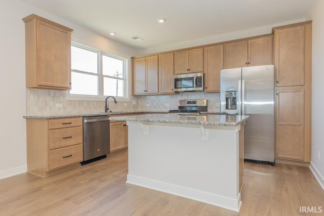 4914 Alaina Drive, Newburgh, IN 47630