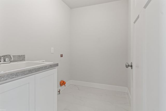 26161 Juliagrove Lane, Chesterfield Twp, MI 48051