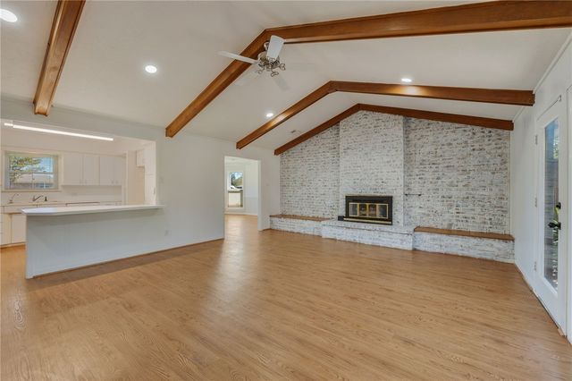 3802 Sunnybrook Lane, Bryan, TX 77802