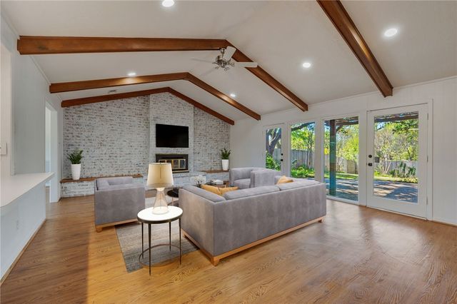 3802 Sunnybrook Lane, Bryan, TX 77802